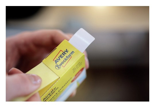 Этикетки Avery Zweckform 3832 38x21мм 350шт на листе/70г/м2/белый самоклей. универсальная (упак.:1рул)