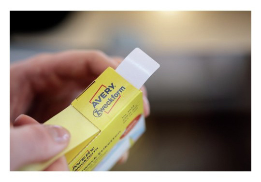 Этикетки Avery Zweckform 3830 18x12мм 1000шт на листе/70г/м2/белый самоклей. универсальная (упак.:1рул)