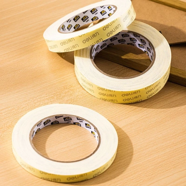 Клейкая лента монтажная Deli EA368 бежевый шир.24мм дл.4.57м двухсторонняя (упак.:1шт)