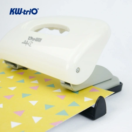 Дырокол Kw-Trio Dolphin 096X9 макс.:16лист. пластик ассорти отв.:2 с линейкой
