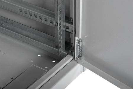 Шкаф коммутационный ЦМО (ШТК-Э-42.8.8-44АА) напольный 42U 800x800мм пер.дв.перфор. задн.дв.перфор. 2 бок.пан. направл.под закл.гайки 710кг серый 715мм 105кг 180град. 1987мм IP20 сталь