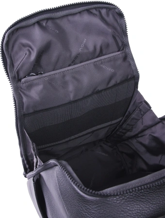 Рюкзак Piquadro Than CA6609S135/N черный кожа