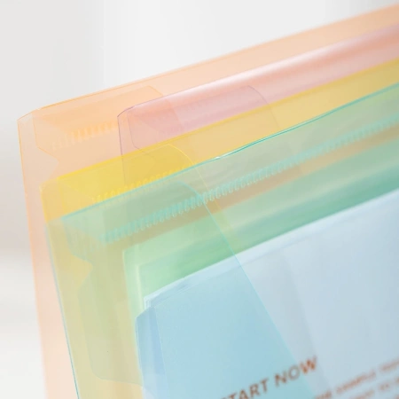 Конверт на кнопке Deli EF766 A4 гориз. расшир. полипропилен 0.16мм ассорти