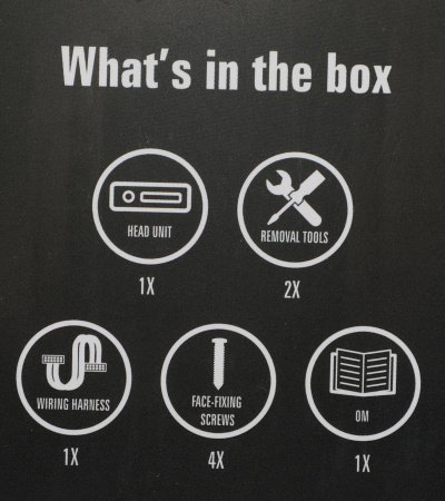 Автомагнитола JBL Celebrity 100 1DIN 4x50Вт (JBLCELEBRITY100)