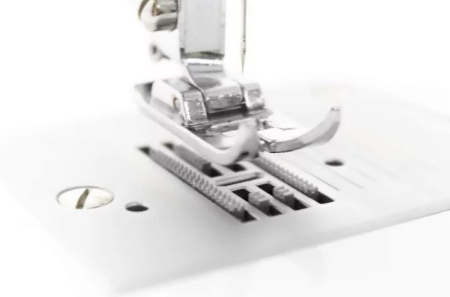 Швейная машина Singer 8270 белый