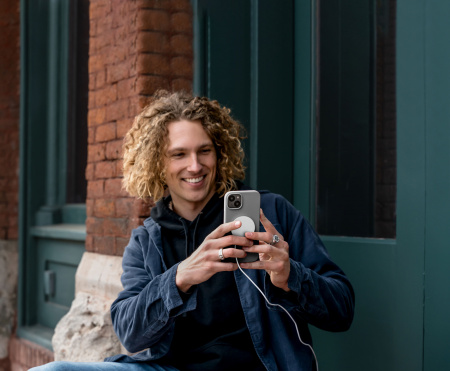 Чехол (клип-кейс) uBear для Apple iPhone 15 Plus Touch Mag Case with MagSafe серый (CS272MG67TH-I23M