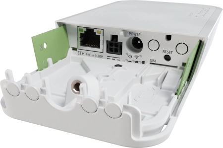 Роутер беспроводной MikroTik wAP LTE kit (2024) (WAPR-2ND&EC200A-EU) N300 10/100BASE-TX/4G cat.4 белый