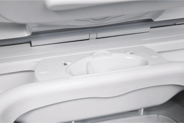 Стиральная машина Electrolux EW6TN5061F пан.англ. кл.:A+++ верт. макс.:6кг белый