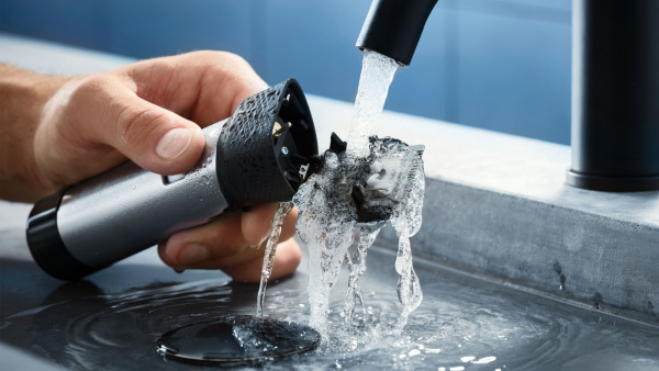 Триммер Philips BT9810/15 серый/черный (насадок в компл:1шт)