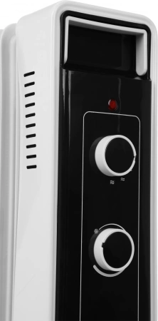 Радиатор масляный Centek CT-6222-7 1500Вт белый