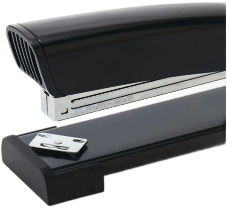 Степлер Kw-Trio 05906black 24/6 26/6 (20листов) черный 210скоб металл/пластик закрытый/открытый коро