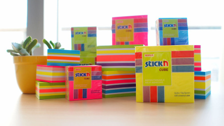 Блок самоклеящийся бумажный Stick`n 21538 76x76мм 400лист. 70г/м2 неон+пастель 6цв.в упак.