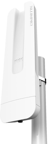 Точка доступа MikroTik OmniTIK 5 ac (RBOMNITIKG-5HACD) AC900 10/100/1000BASE-TX белый