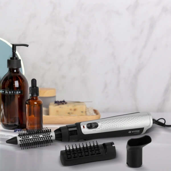 Фен-щетка Vitek VT-8244 черный