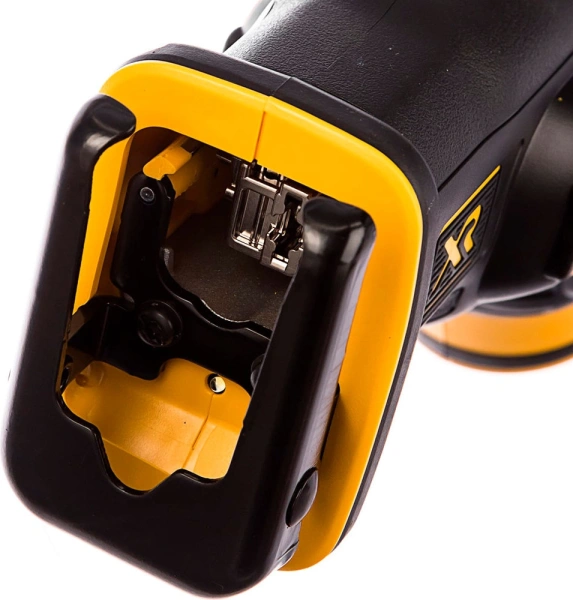 Сабельная пила DeWalt DCS367N 824Вт аккум. 2900ход/мин