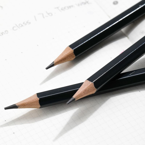 Набор карандашей ч/г Deli EC033-MT 2.2мм HB шестигран. черный блистер (3шт) ластик