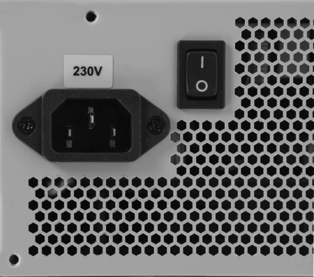 Блок питания Chieftec ATX 550W iArena GPA-550S (24+4+4pin) APFC 120mm fan 4xSATA