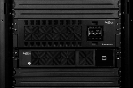 Источник бесперебойного питания Systeme Electriс SRV SRVSE10KRTXLI5U 9000Вт 10000ВА черный