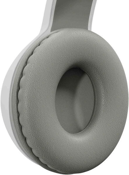 Гарнитура накладные Digma BT-15 белый/серый беспроводные bluetooth оголовье (BT-15W)