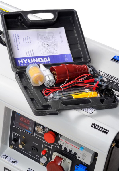 Генератор Hyundai DHY 8000SE-3 6.5кВт