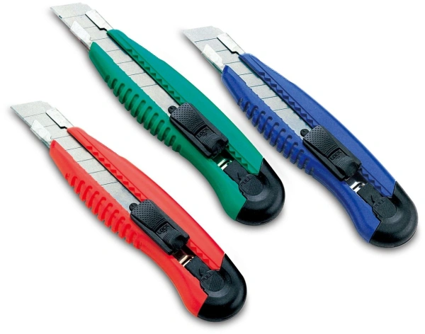 Нож канцелярский Kw-Trio 3713 шир.лез.18мм усиленный 2 сменных лезвия металл ассорти блистер