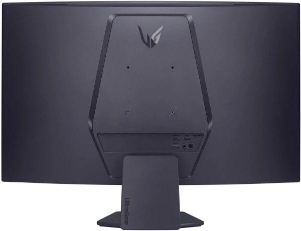 Монитор LG 31.5" UltraGear 32GS60QC-B черный VA LED 16:9 HDMI матовая 3000:1 300cd 178гр/178гр 2560x1440 180Hz FreeSync DP WQ 7.2кг