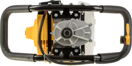 Мотобур Huter GGD-62 профес. 2-х такт. 2400Вт 3.2л.с. 63см3 9000об/мин (70/13/18)