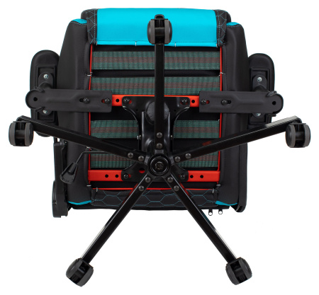 Кресло игровое Knight Neon черный/голубой соты эко.кожа с подголов. крестов. металл