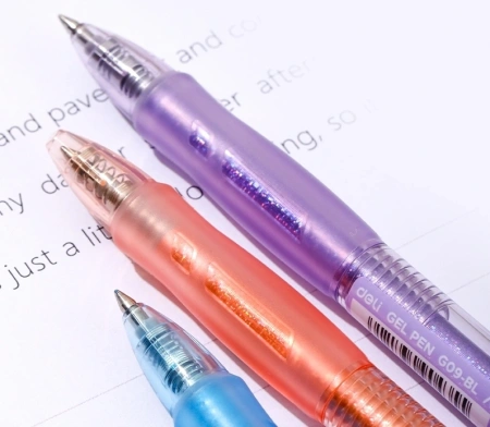 Набор ручек гелев. Deli Arris (EG09-BK-P) авт. корп.прозрачный/серый d=0.5мм чернила черн. кор.карт.