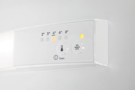 Холодильник Electrolux LNS5LE18S 2-хкамерн. белый