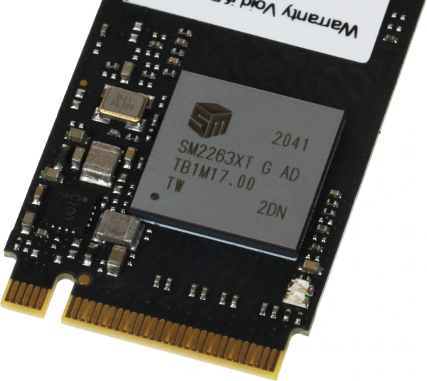 Накопитель SSD AMD PCIe 3.0 x4 240GB R3MP30240G8 Radeon M.2 2280