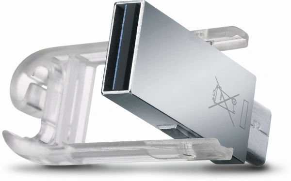 Нож перочинный Victorinox Midnite Manager@work (4.6336.TG32) 58мм 11функц. красный полупрозрачный