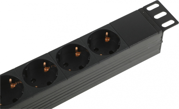 Блок распределения питания ITK PH12-7D1-P гор.размещ. 7xSchuko базовые 16A Schuko 2м