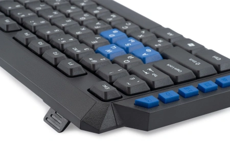 Клавиатура Оклик 750G FROST WAR черный/черный USB Multimedia for gamer