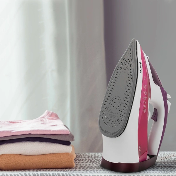 Утюг Vitek VT-8354 2600Вт фиолетовый/белый