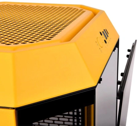 Корпус Thermaltake The Tower 300 Bumblebee желтый без БП miniITX 7x120mm 5x140mm 2xUSB3.0 audio bott
