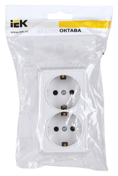 Розетка силов. IEK Октава ERO21-K01-16-DC 2розет. двойн. откр. зазем. крыш. IP20 белый (упак.:1шт)