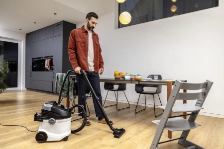 Пылесос моющий Karcher SE 5 1400Вт белый