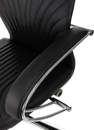 Кресло руководителя Бюрократ CH-610SL черный эко.кожа крестов. металл хром пластик черный