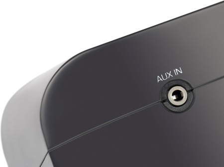 Радиобудильник Hyundai H-RCL221 черный LCD подсв:белая часы:цифровые FM