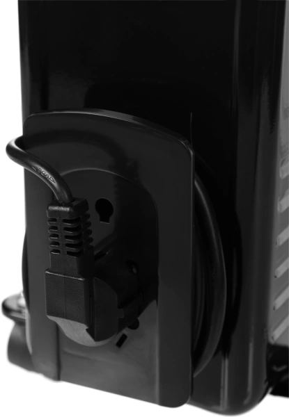 Радиатор масляный Centek CT-6200 1500Вт черный