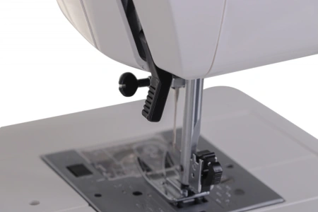 Швейная машина Janome 521 белый