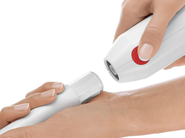 Блендер погружной Bosch MSM64010 450Вт белый/красный