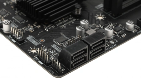 Материнская плата MSI PRO H610M-E Soc-1700 Intel H610 2xDDR5 mATX AC`97 8ch(7.1) GbLAN+VGA+HDMI