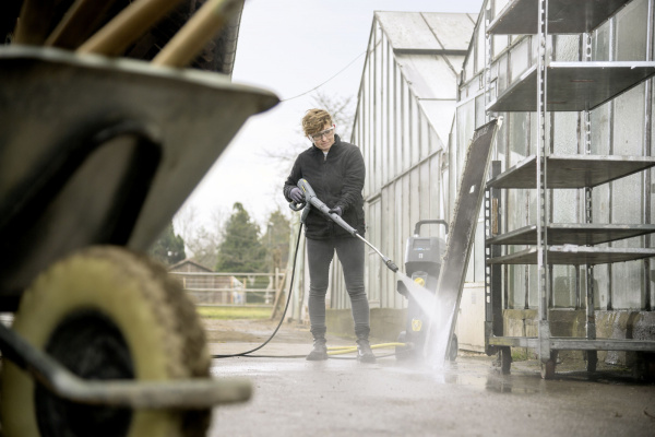 Минимойка Karcher HD 4/11 C Bp Pack 1600Вт (1.520-925.0)