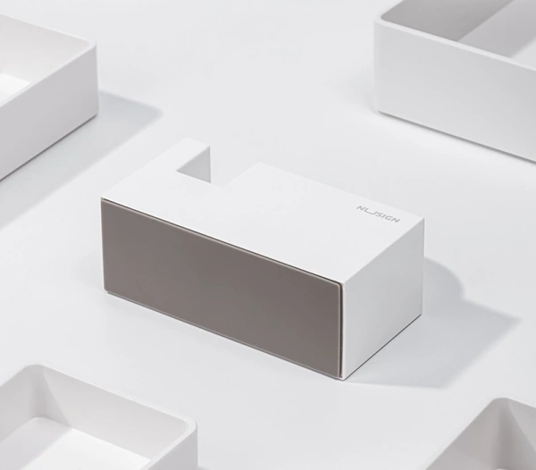 Диспенсер канцелярская для клейкой ленты Deli ENS121 в коробке