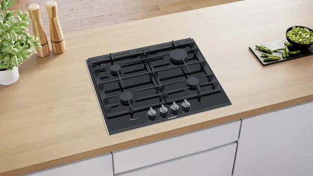 Газовая варочная поверхность Bosch PRP6A6D70R черный