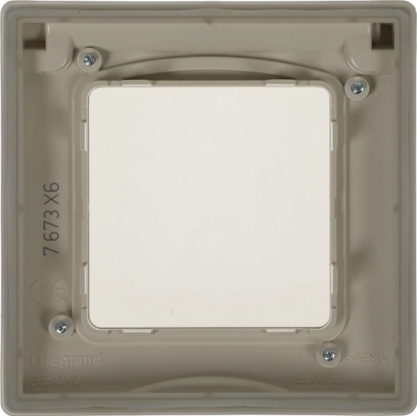 Рамка Legrand Etika 672560 накладная 1x вертикальный монтаж ABS пластик слоновая кость (упак.:1шт)