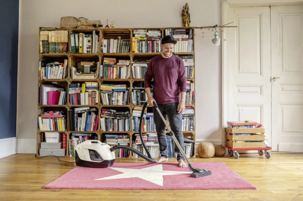 Пылесос Karcher DS 6 *EU 650Вт белый/черный