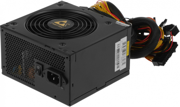 Блок питания Chieftec ATX 700W CORE BBS-700S-Bulk 80+ gold (24+4+4pin) APFC 120mm fan 6xSATA